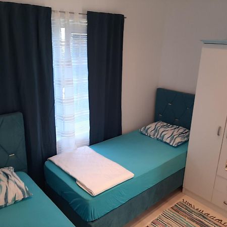 Mirta Apartments Family Farm Budva Kültér fotó