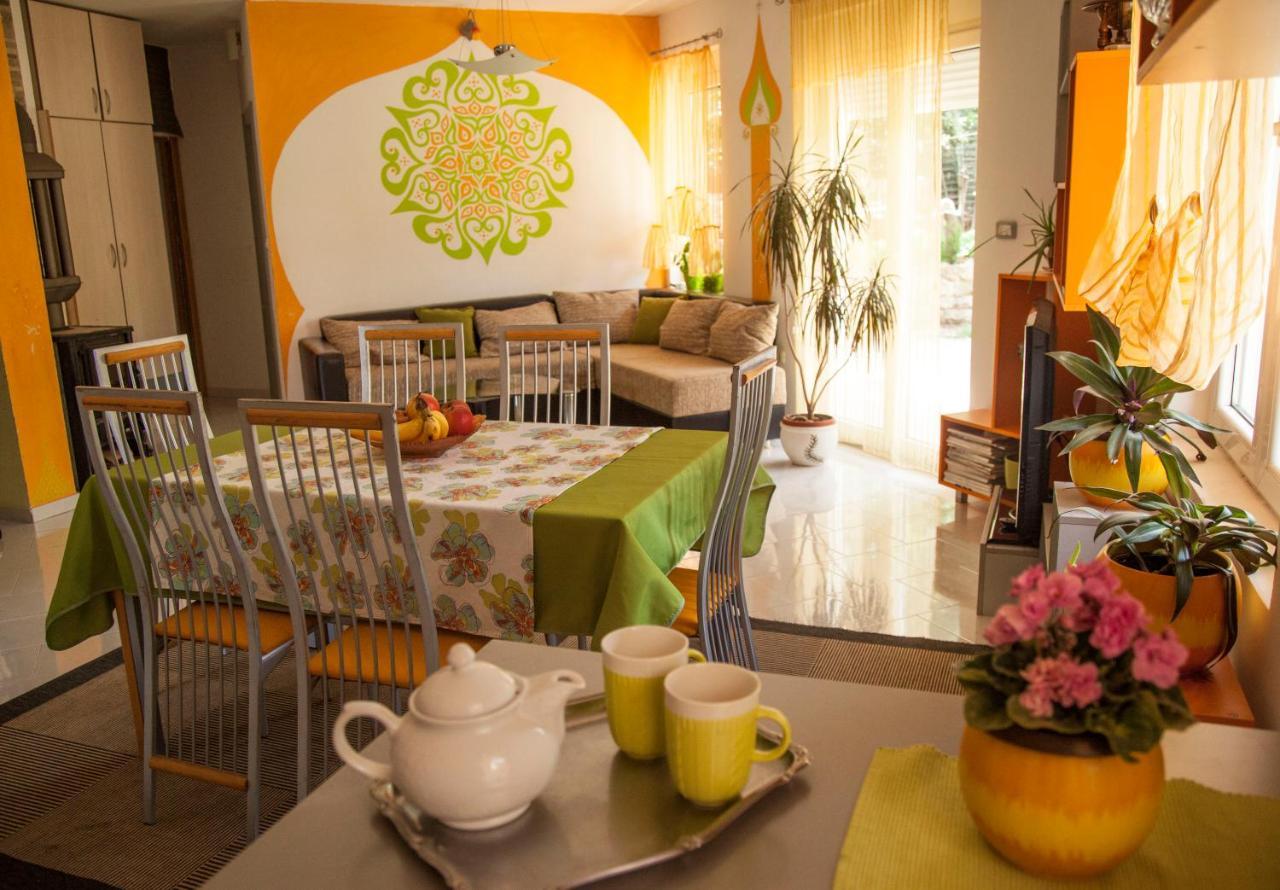 Mirta Apartments Family Farm Budva Kültér fotó