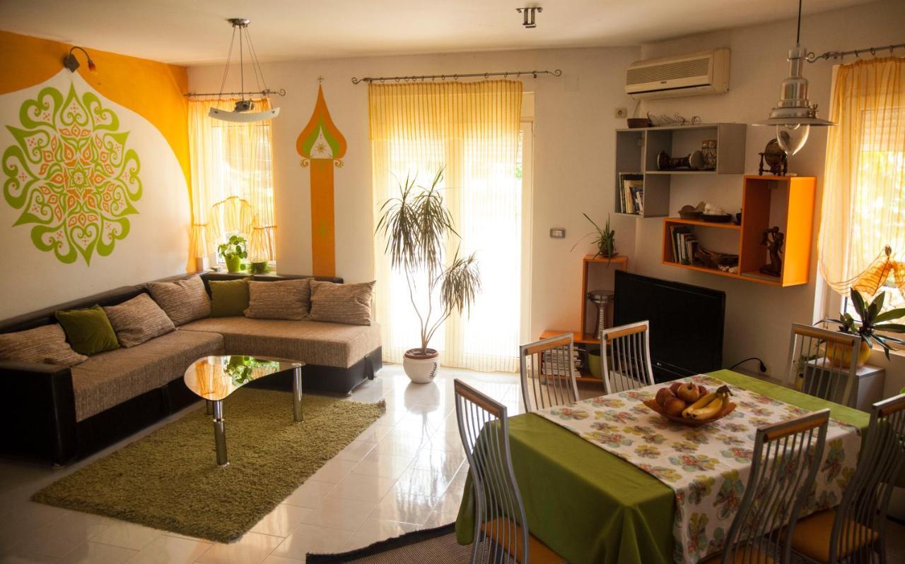 Mirta Apartments Family Farm Budva Kültér fotó