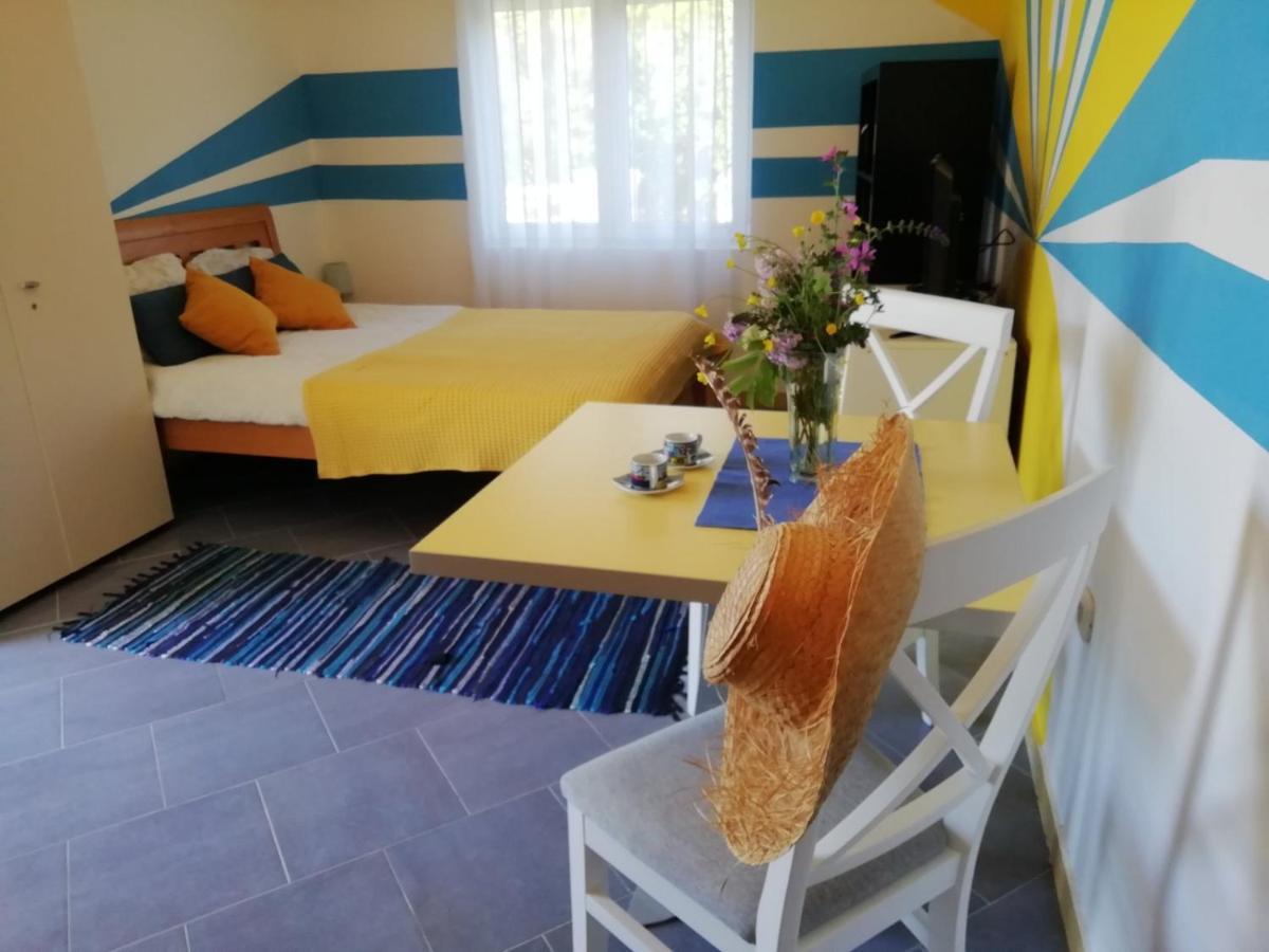 Mirta Apartments Family Farm Budva Kültér fotó