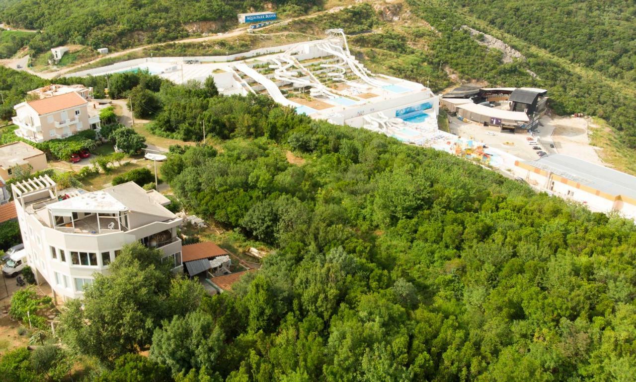 Mirta Apartments Family Farm Budva Kültér fotó